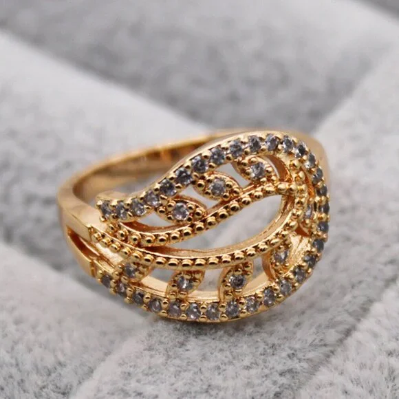 18K Yellow Gold Filled Swirl Carved Leaf Diamond Zircon Band Ring Gorgeous Gift - Picture 3 of 4
